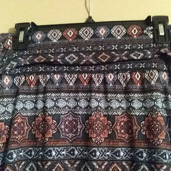 Multi color - Picture 2 of 3